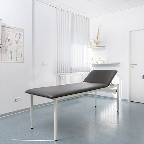 Orthopädie Dinslaken - Praxis - Behandlungszimmer